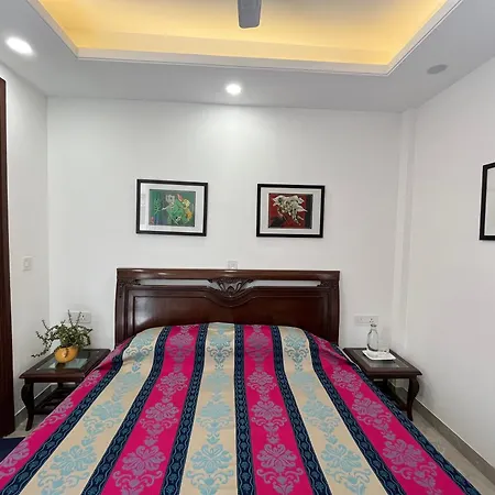 Fully Furnished Comfortable Rooms In Hauz Khas - Woodpecker Apartments-2